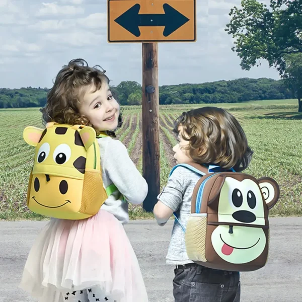 Mochila Escolar Infantil Maternidade Mãe e Bebê + Pop IT Briquedo Anti Estresse - Imagem 4